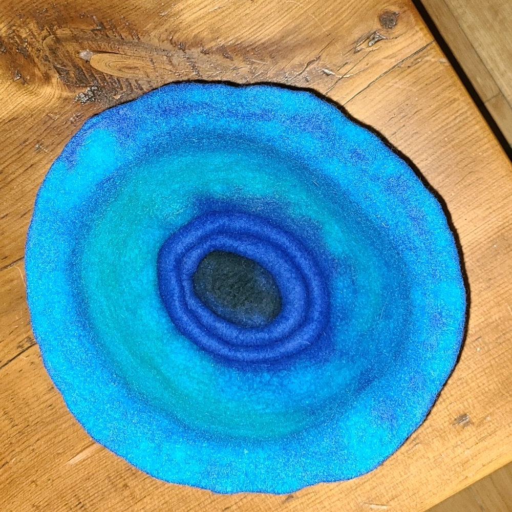 Bowl - Picture 5 of 6
